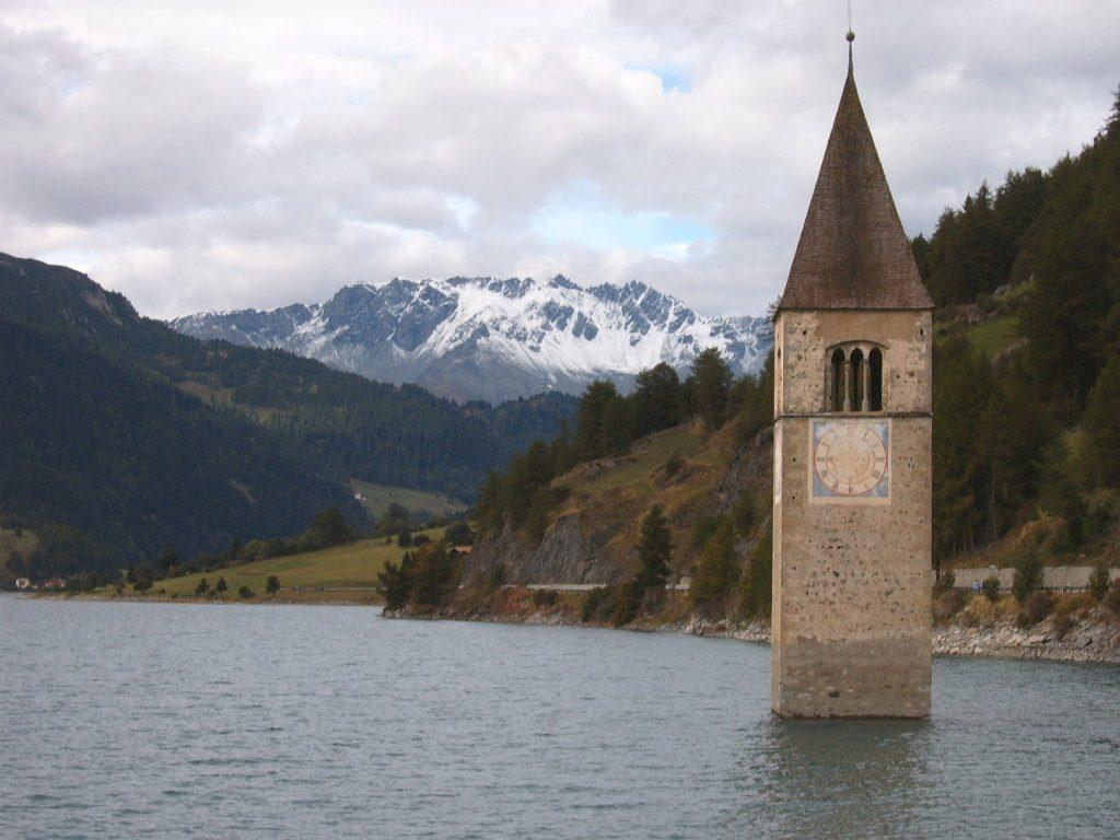 Reschensee mit Kirchturm, Passage der Via Claudia Augusta