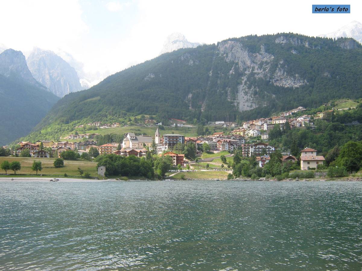 Lago di Molveno mit Brenta-Gruppe im Trentino